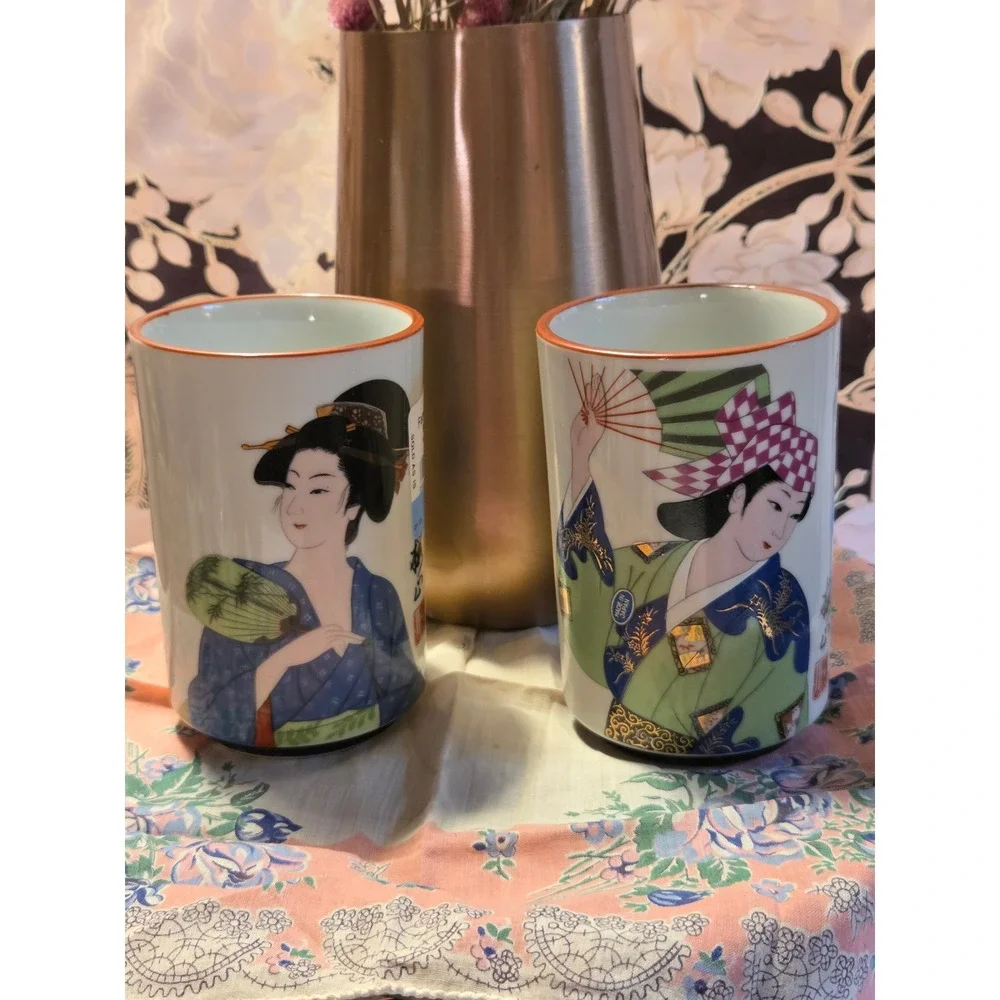 Vintage Japanese Geisha Tea Cups with Antique Japanese‎ Kutani Geisha Plate